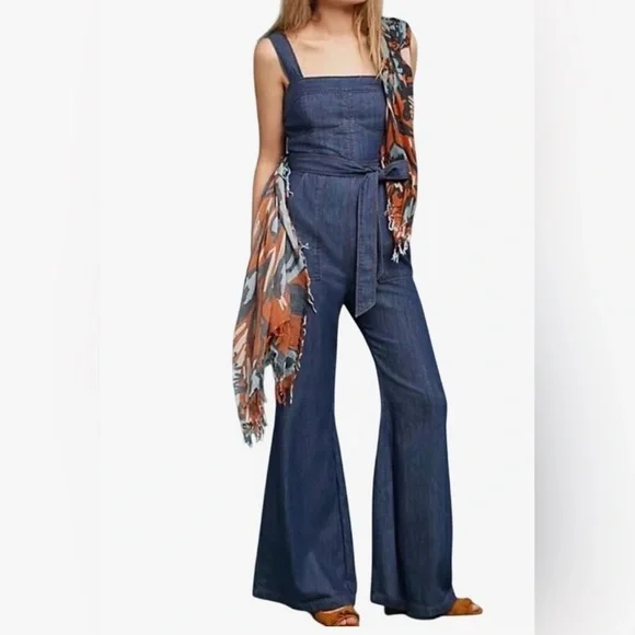 ANTHROPOLOGIE ET TWA Women's Blue
Chambray Wide Leg - Picture 2 of 16